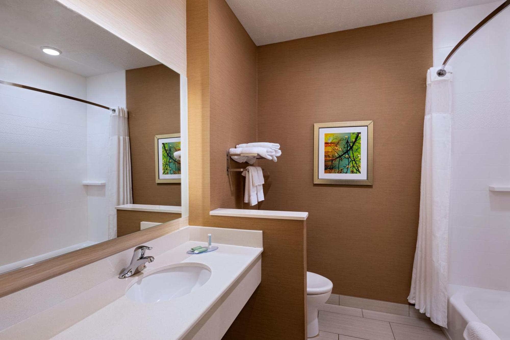 Fairfield Inn & Suites By Marriott Lincoln Airport Ngoại thất bức ảnh